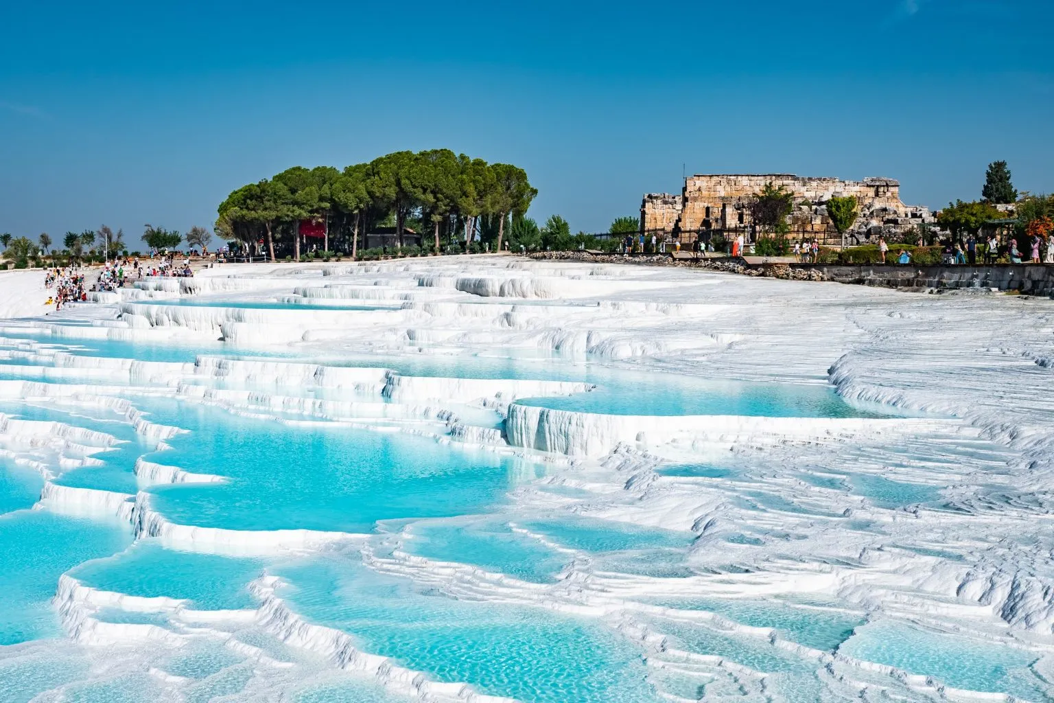 Salda-Lake-And-Pamukkale-Daily-Tour-01